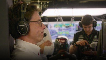 [S05.E02] Formula 1 Drive To Survive - Toto Contra Todo